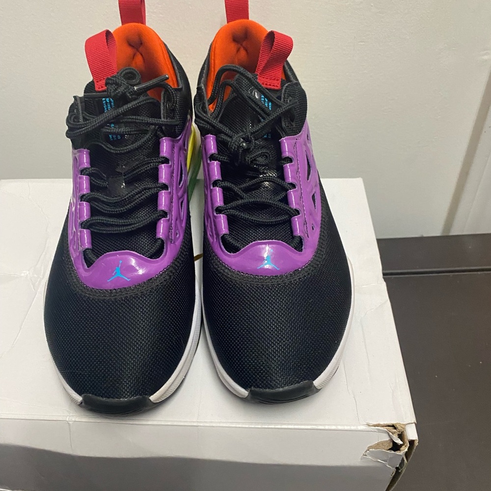 Womens Jordan Airmax 200 XX